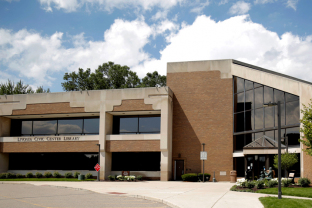 BennettCCLibrary2_s